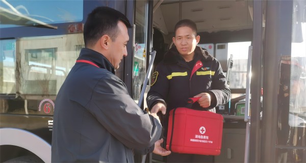 暖心！科洛助力新疆各市努力实现公交车辆急救包全覆盖